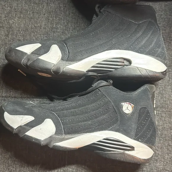 Jordan Retro 14 "Black Toe" great condition